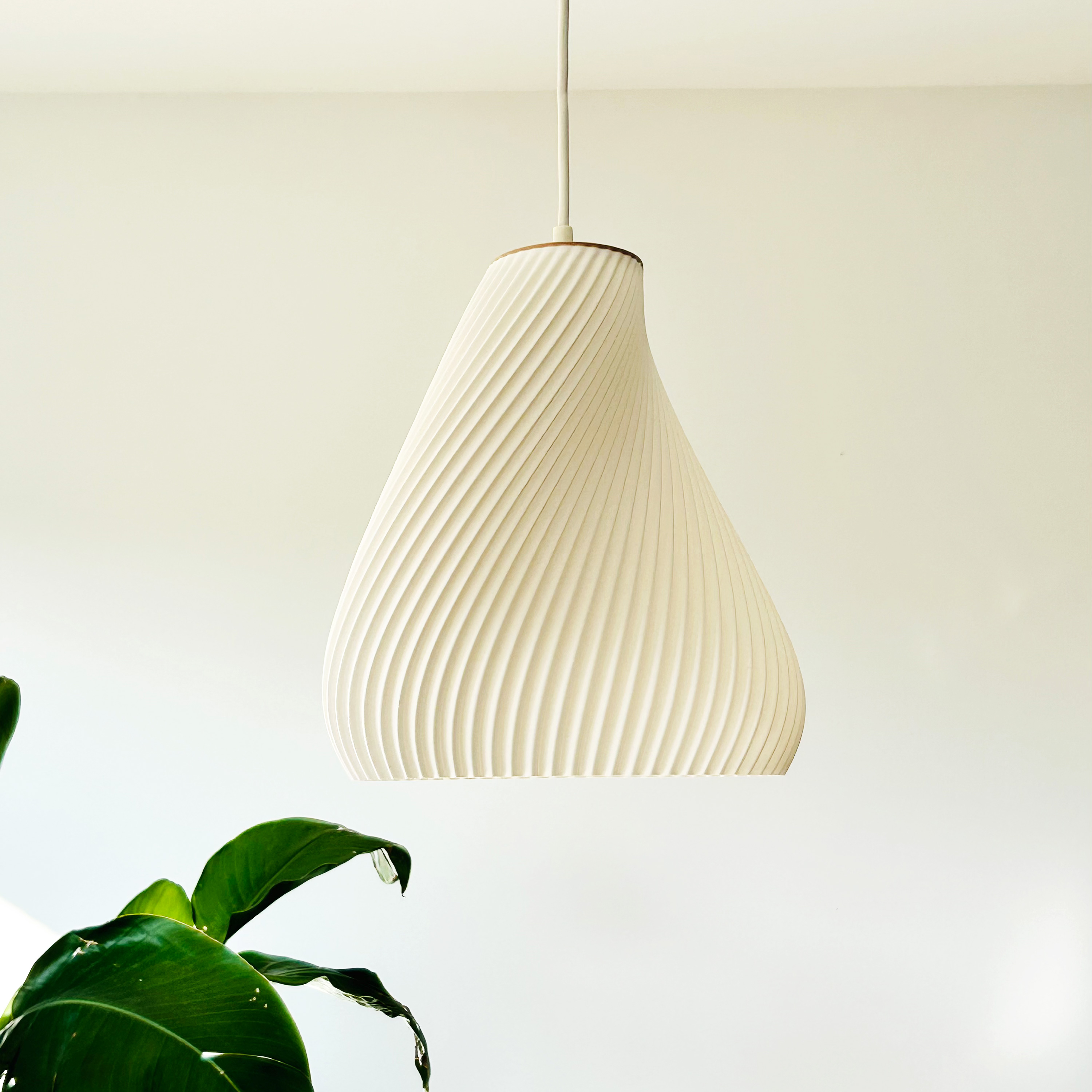 Lampa wisząca VEYA – kolekcja AERIA