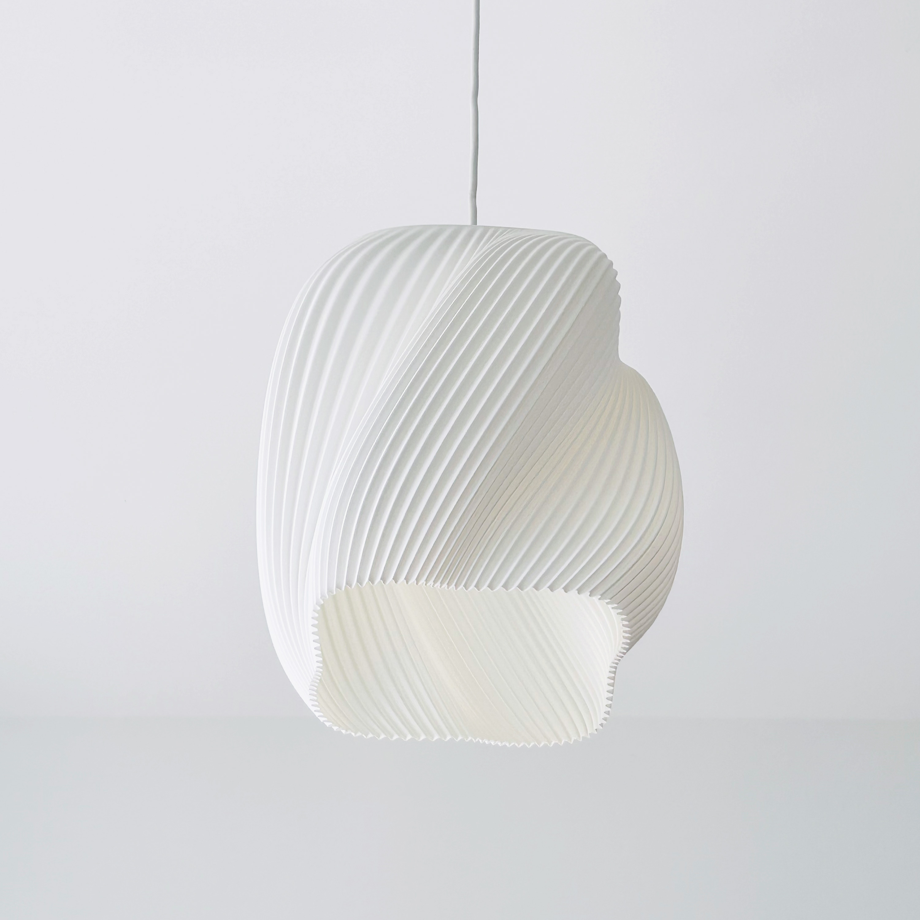 Lampa wisząca NORA – kolekcja AERIA
