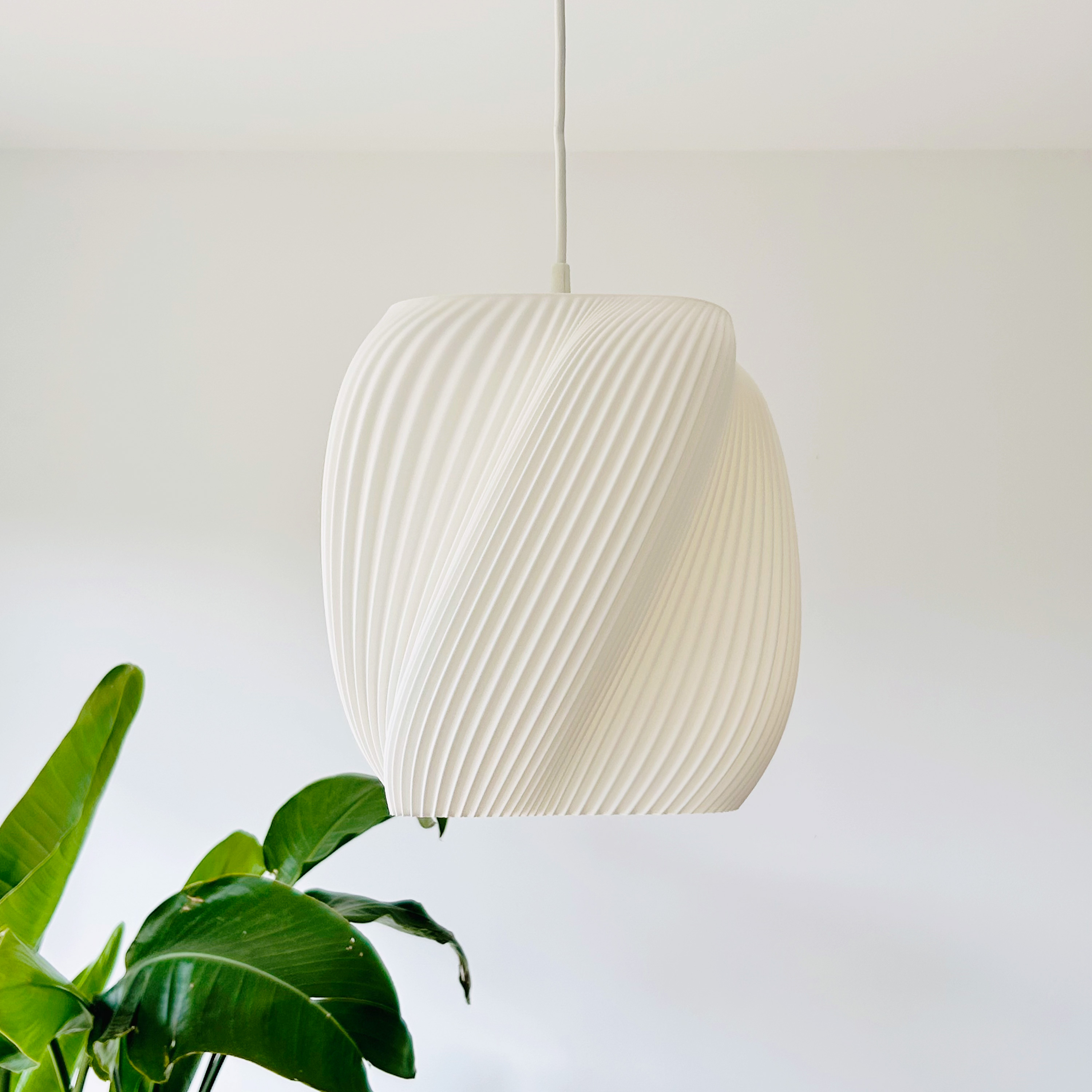 Lampa wisząca NORA – kolekcja AERIA